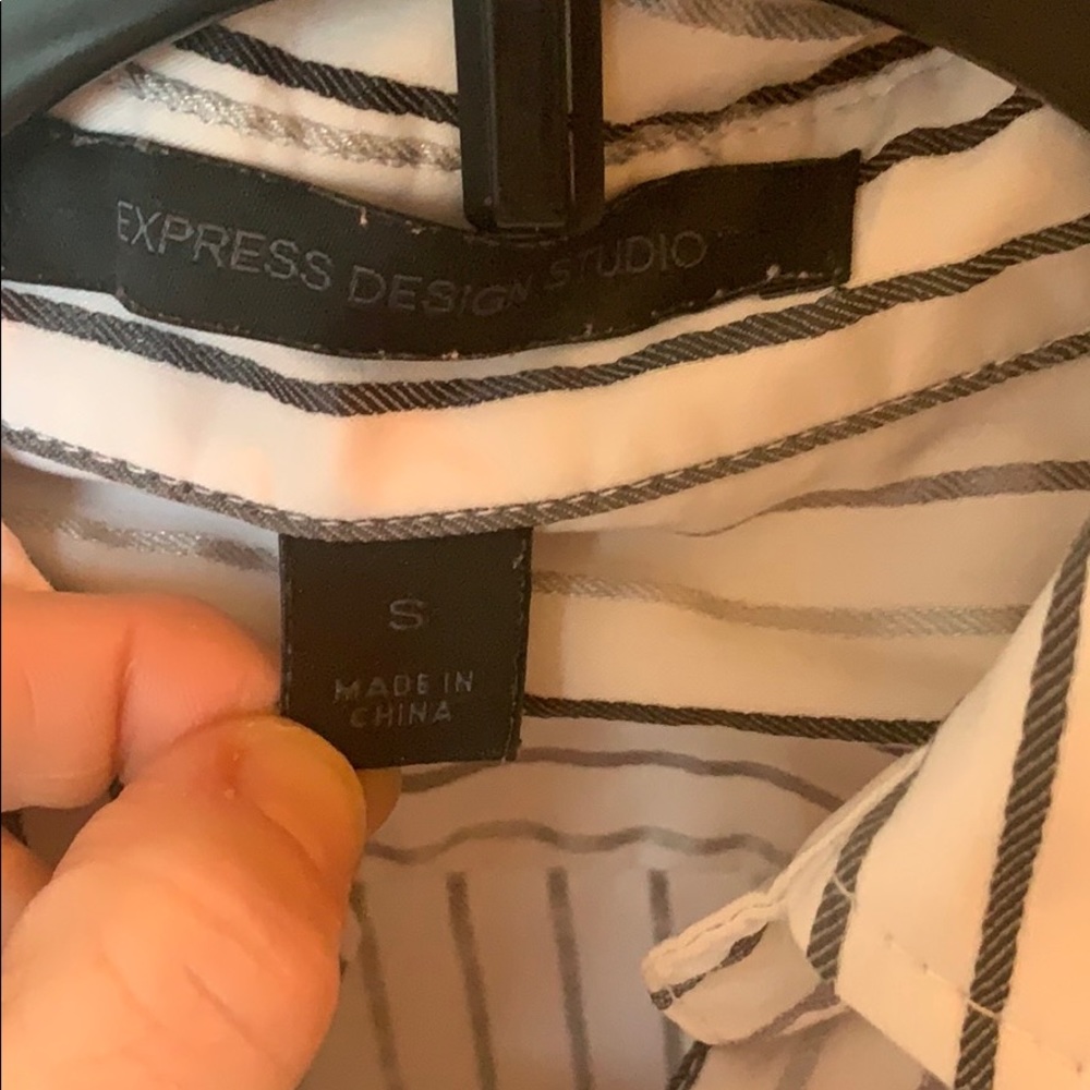 Express button down shirt - Picture 2 of 3